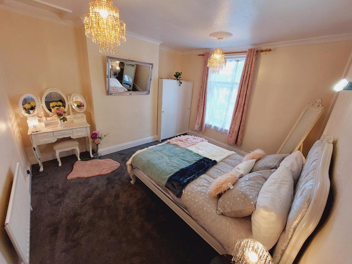 Elegant And Central Two Bedrooms House Bristol Exterior foto