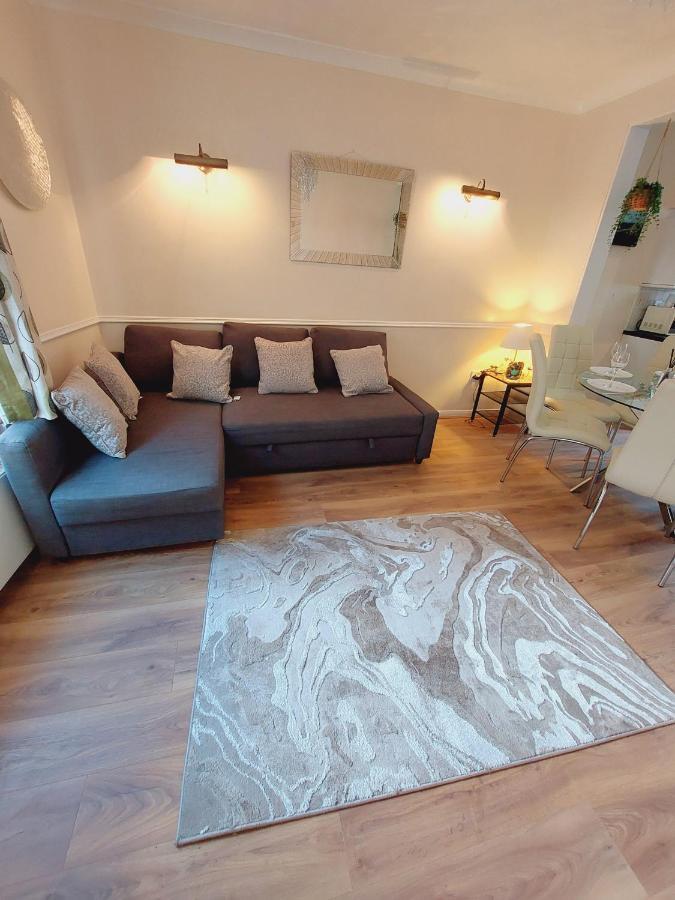 Elegant And Central Two Bedrooms House Bristol Exterior foto